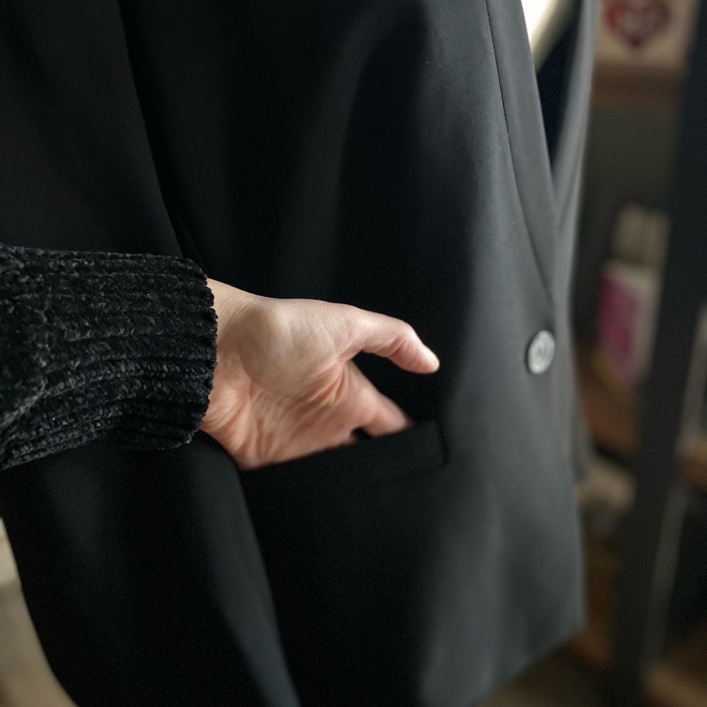 Talbots Basic Blazer 2-Button Black Jacket, 14,Nwt - image 6